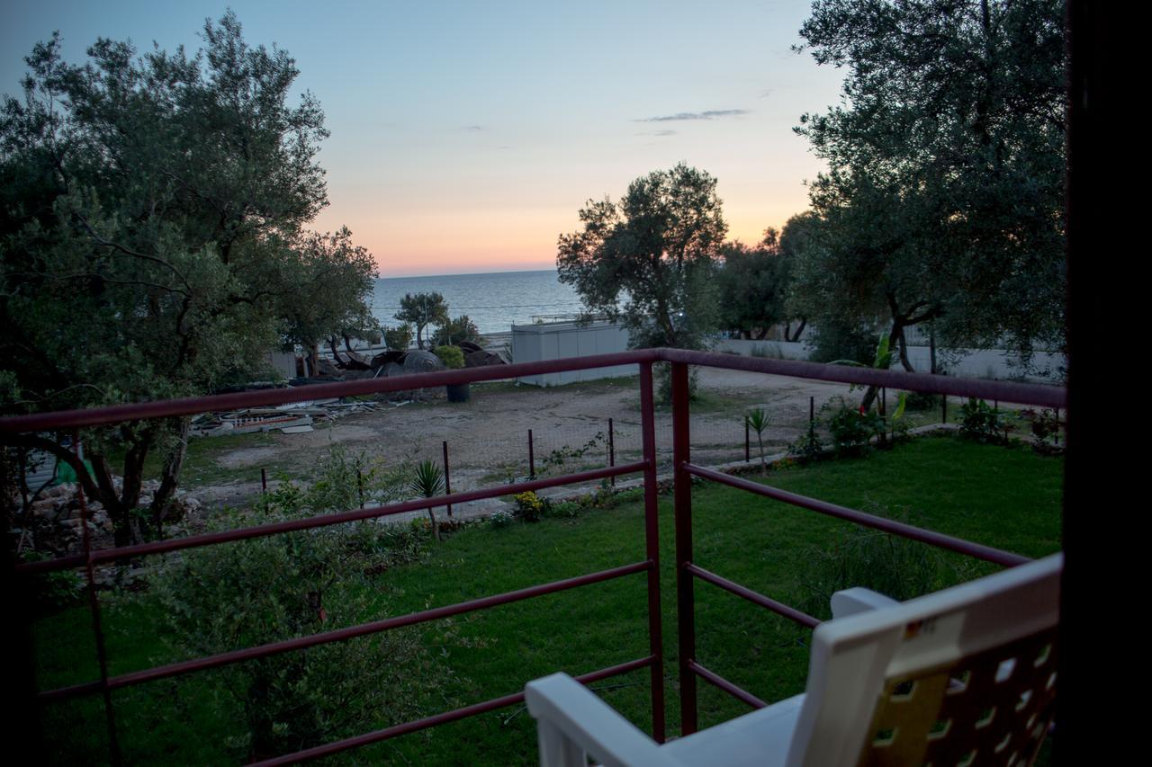 Delight Beach Hotel Dhërmi Exterior foto